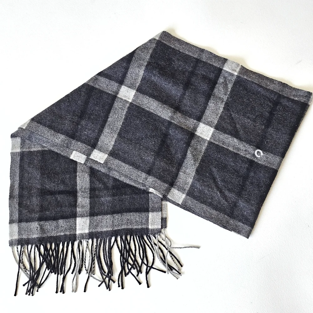 Club Room Men's Plaid Fringe Scarf in Charcoal and Light Gray